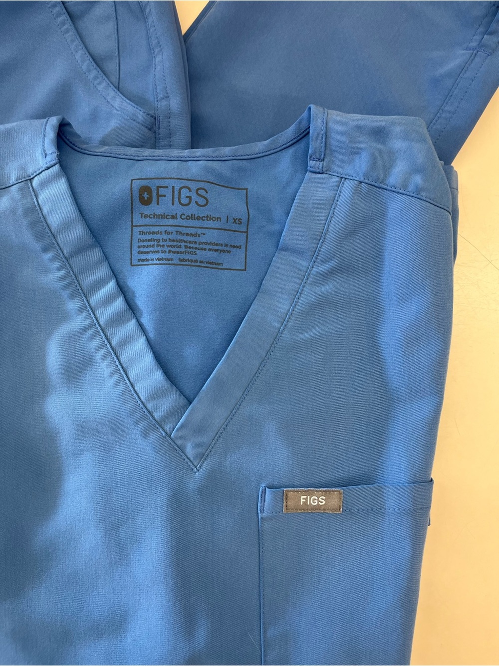 FIGS Scrub Set XS/SP Ceil Blue - Picture 2 of 6